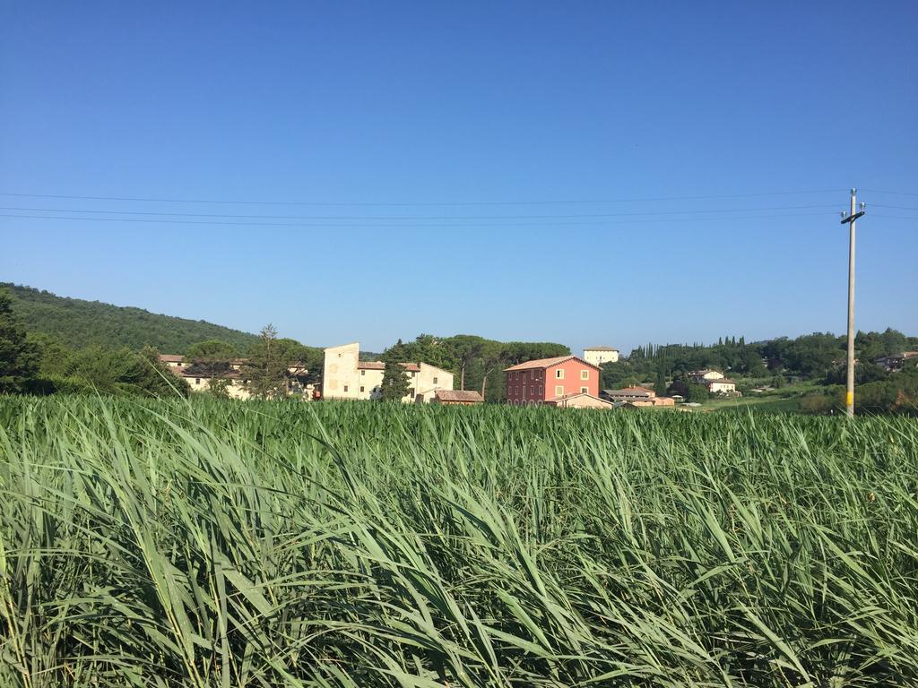 Rosso Porpora Villa Colle Umberto  Exterior photo
