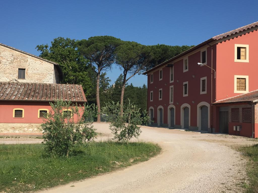 Rosso Porpora Villa Colle Umberto  Exterior photo