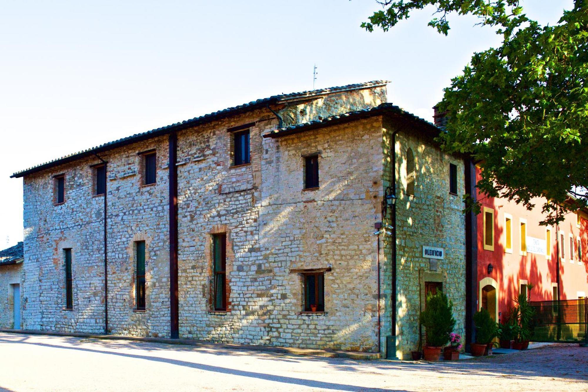 Rosso Porpora Villa Colle Umberto  Exterior photo