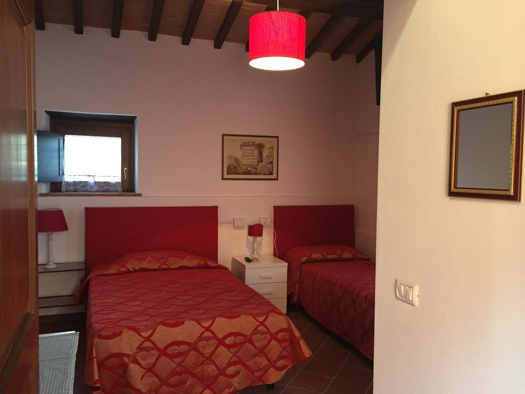 Rosso Porpora Villa Colle Umberto  Exterior photo